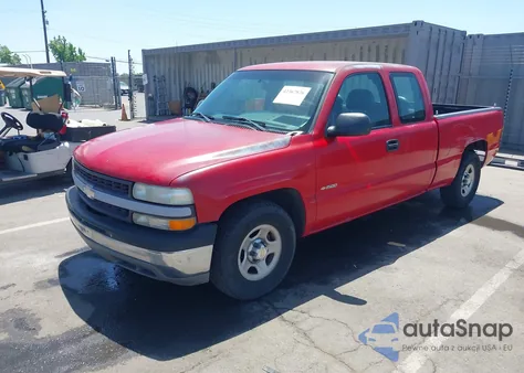 2001 Chevrolet Silverado 1500 из США, поврежденный, VIN 2GCEC19W011366217